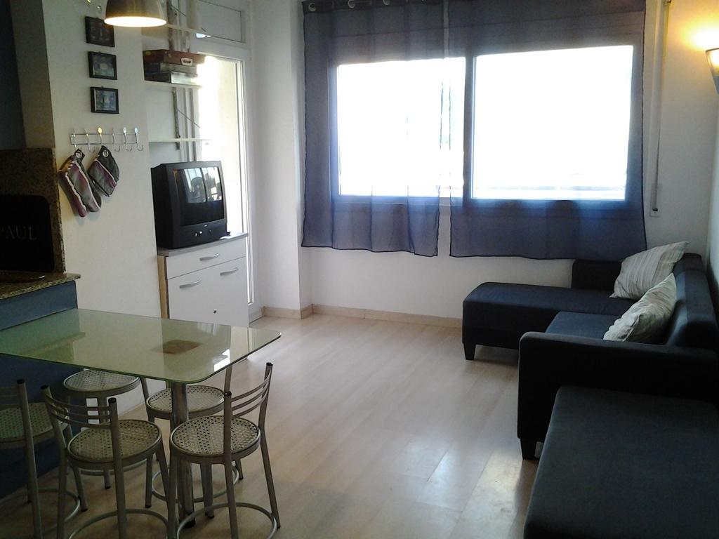 روساس Rvhotels Port Canigo الغرفة الصورة